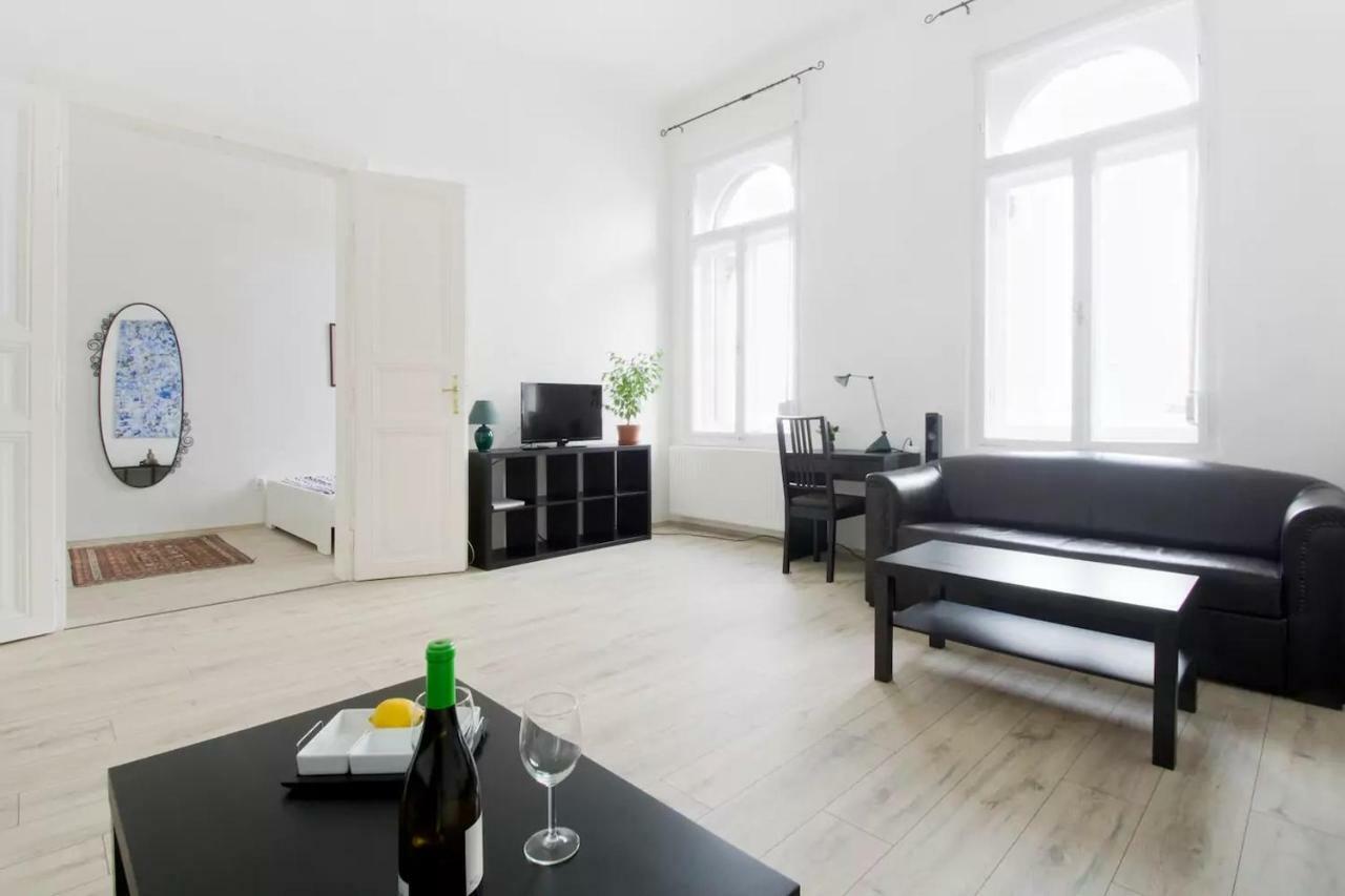 Apartment Andrassy Budapest Exterior photo